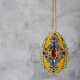 Load image into Gallery viewer, Sonata Beaded Holiday Ornament Push Pin Kit
