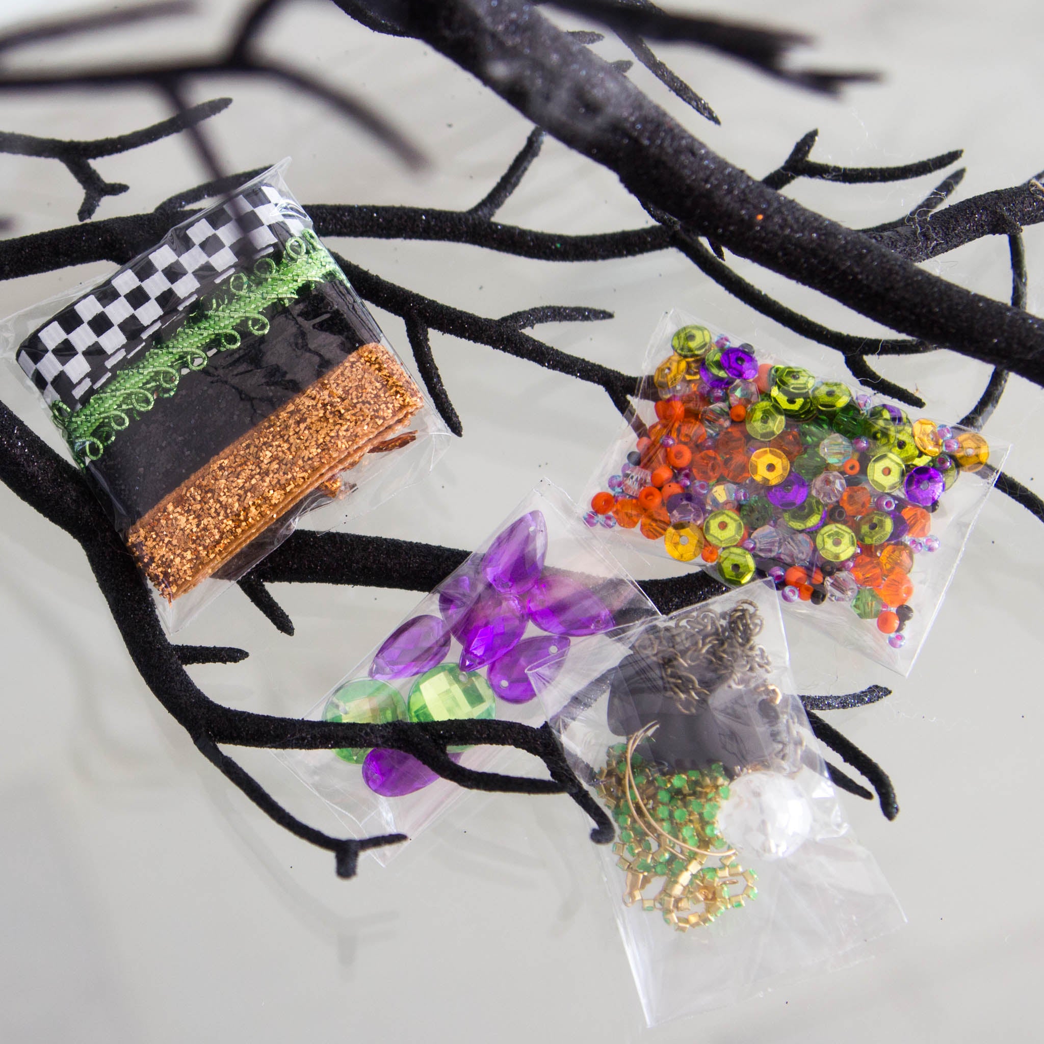 FDIY kits for Halloween ornament  by Whim5seasons embellished includes rhinestones, troms, chains, sequins, and beads. (Indigo)